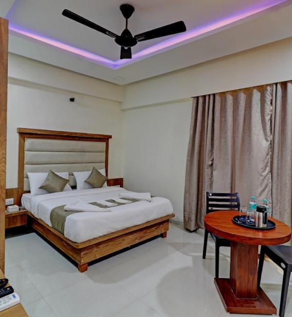 Sun Inn Residency , Navi Mumbai Esterno foto